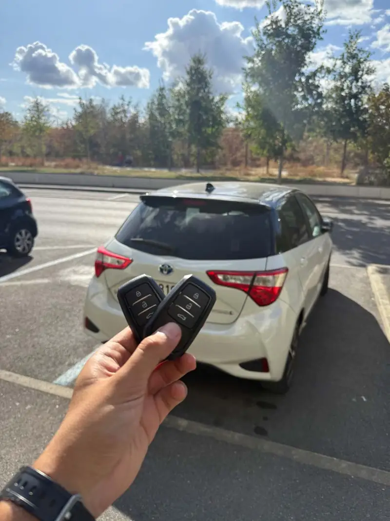 Création et synchronisation de clés à transpondeur - Toyota Yaris