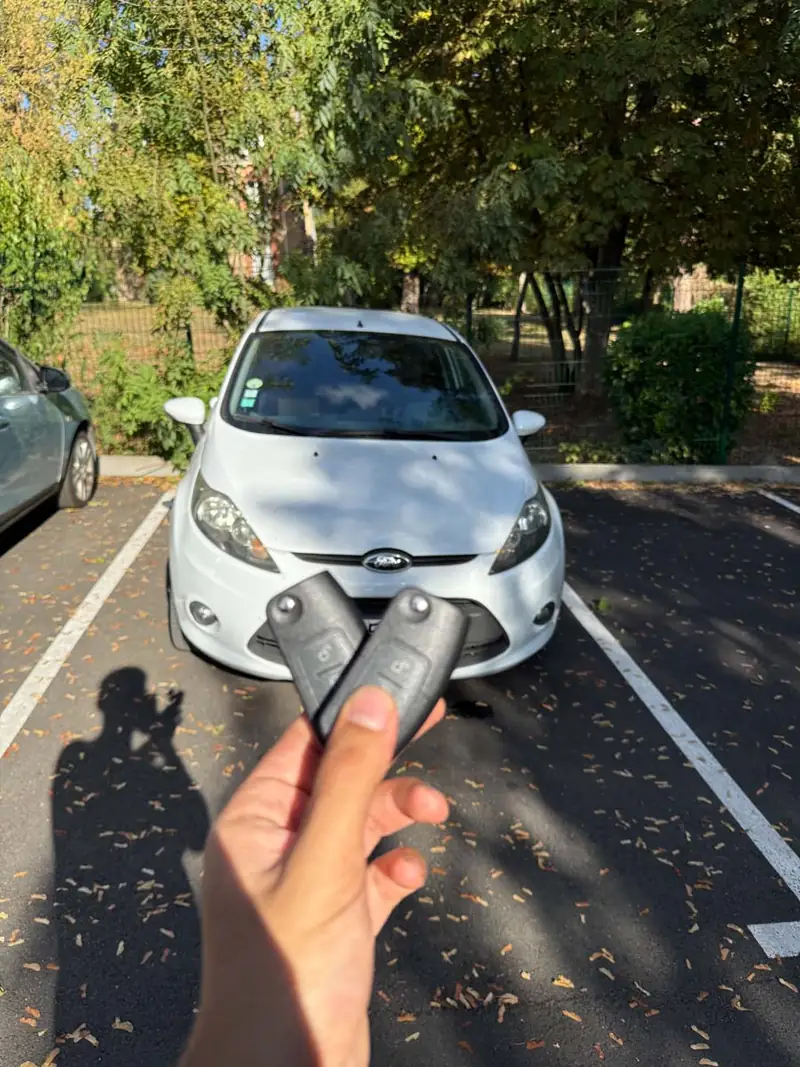 Clé de voiture perdue à Vert-Saint-Denis, serrurier automobile disponible en urgence